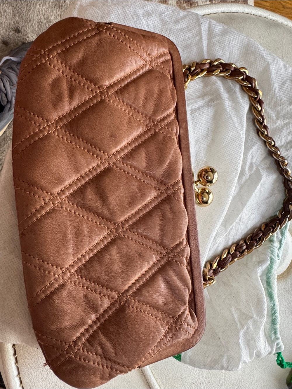 Quilted Brown Leather Chain Clutch - Women's Fashion United Colors of Benetton